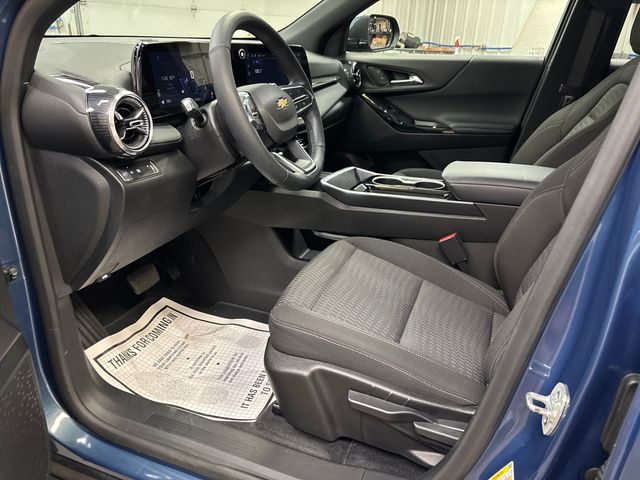 2025 Chevrolet Equinox LT - Photo 10