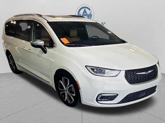 2025 Chrysler Pacifica Pinnacle - Photo 27