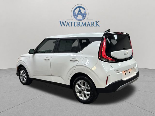 2025 Kia Soul LX - Photo 3