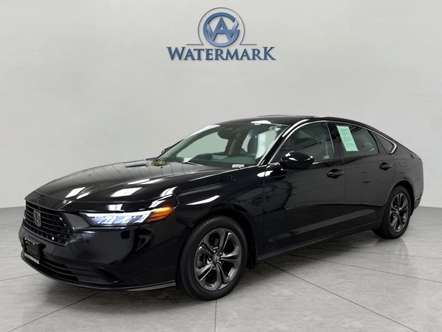 2023 Honda Accord EX's photo