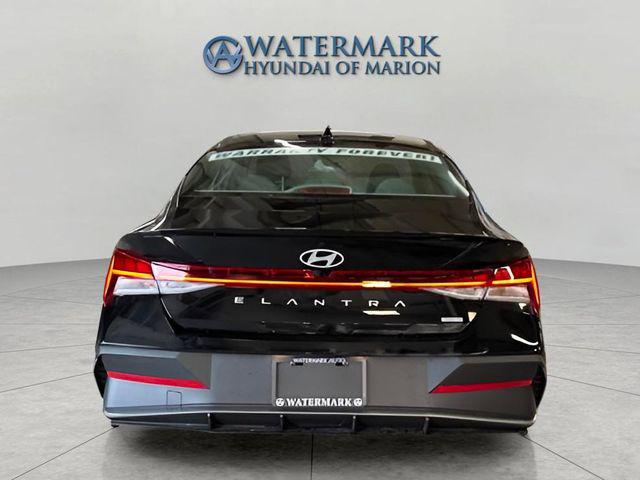 2025 Hyundai Elantra Hybrid SEL Sport photo 4