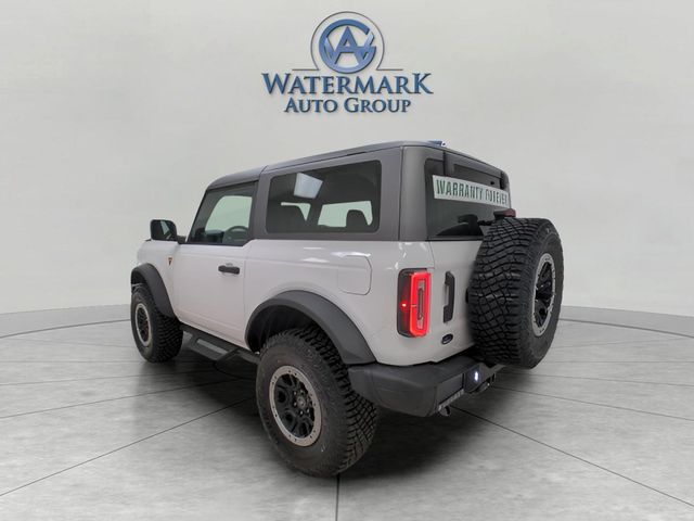 2023 Ford Bronco Badlands photo 2