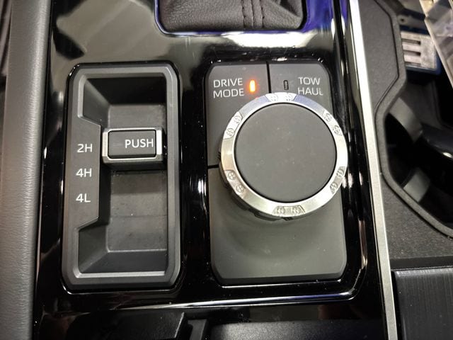 2023 Toyota Tundra Platinum - Photo 28