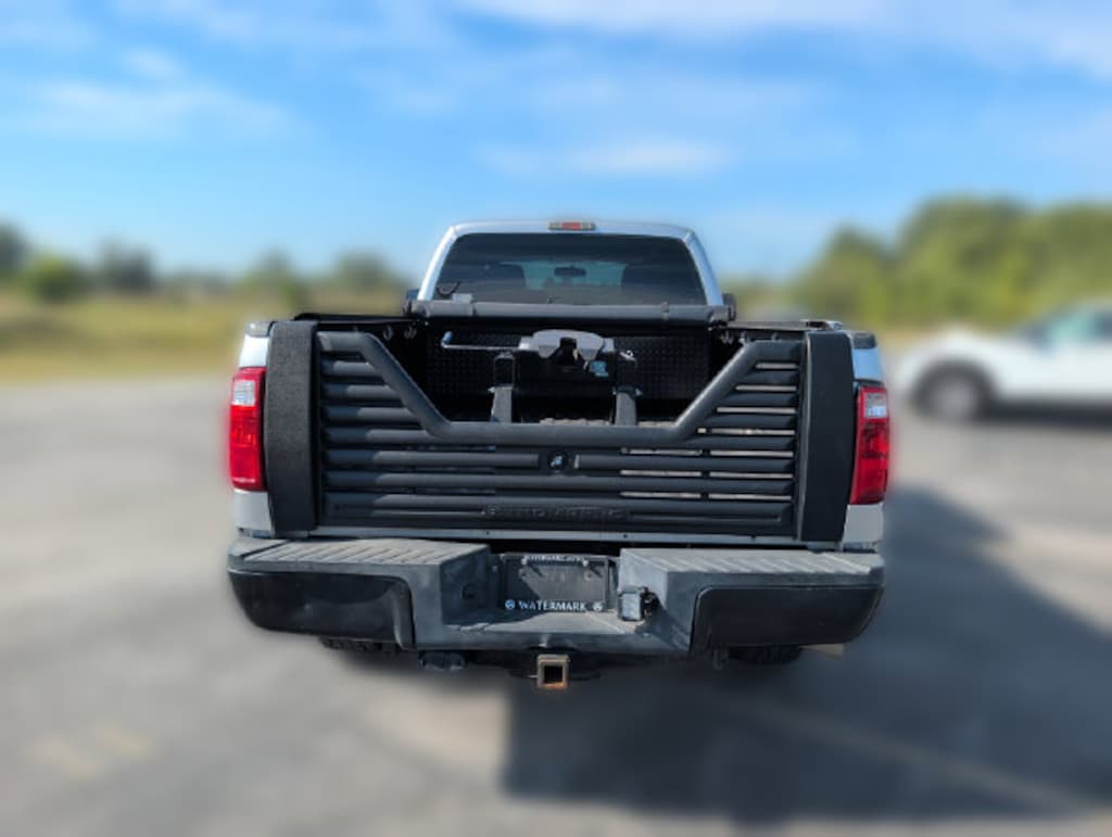 Used 2016 Ford F-250 XL Truck Super Cab