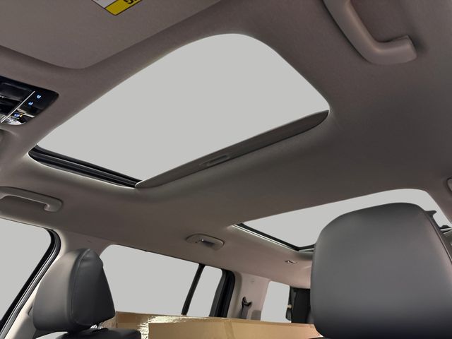 2026 Hyundai Santa Fe Limited - Photo 24