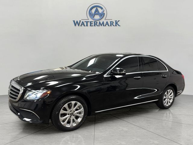 2018 Mercedes-Benz E-Class E300 4MATIC's photo