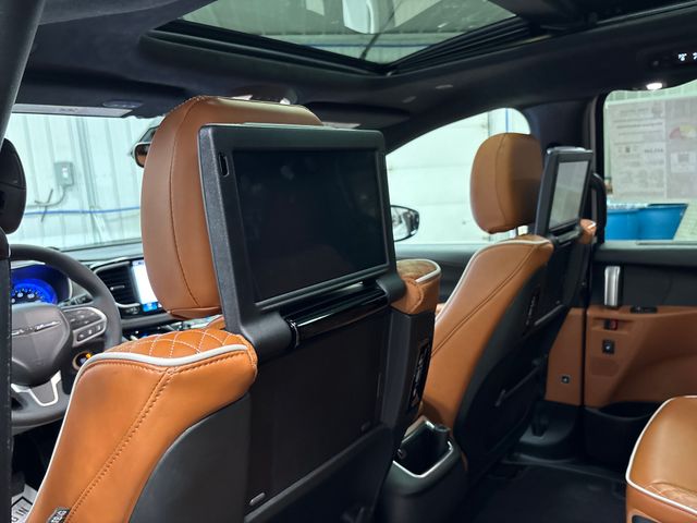 2025 Chrysler Pacifica Pinnacle - Photo 49