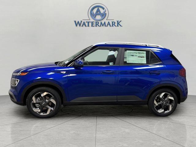 2025 Hyundai Venue SEL photo 2