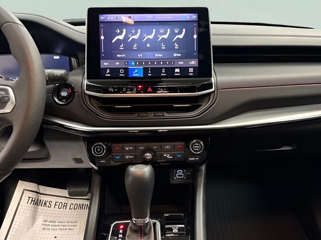 2025 Jeep Compass Trailhawk - Photo 19