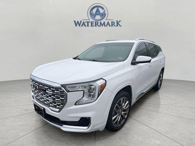 2023 GMC Terrain Denali AWD's photo