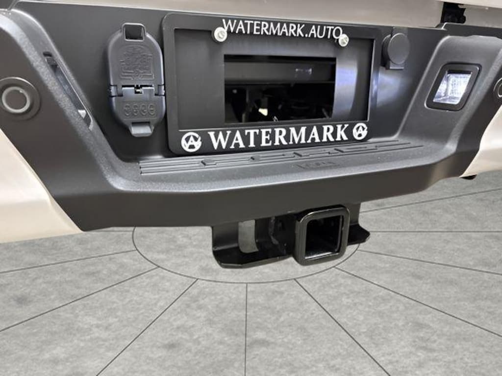 New 2025 Ford F-150 Lightning Platinum Truck SuperCrew Cab