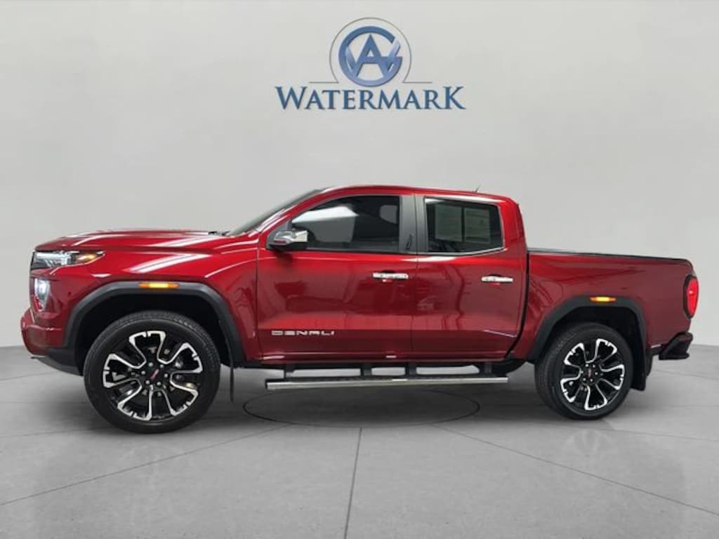 Used 2025 GMC Canyon Denali Truck Crew Cab