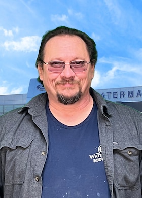 Staff member Mike Thomas, Body Shop Technician from b2789a075949