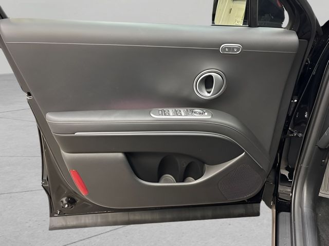 2026 Hyundai Palisade Limited - Photo 13