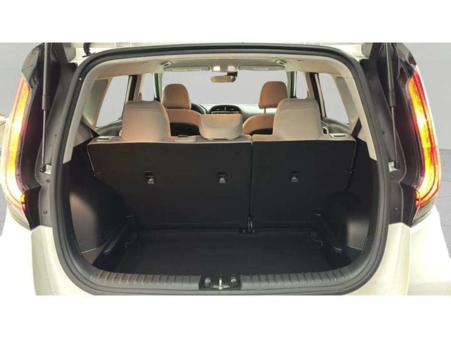 2025 Kia Soul LX - Photo 20
