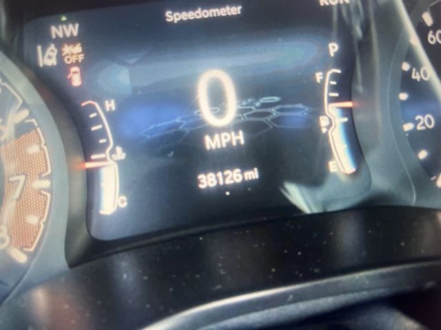 2024 Jeep Compass Trailhawk photo 2