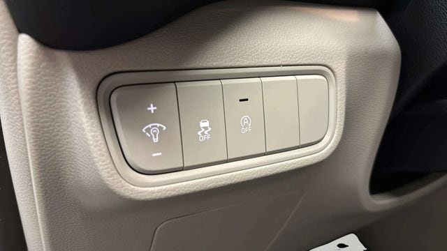 2025 Kia Soul LX - Photo 25