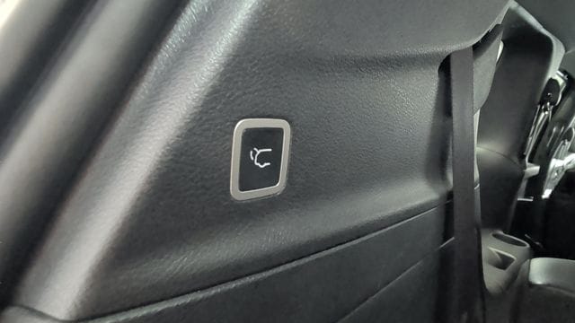 2025 Chrysler Pacifica Select - Photo 20