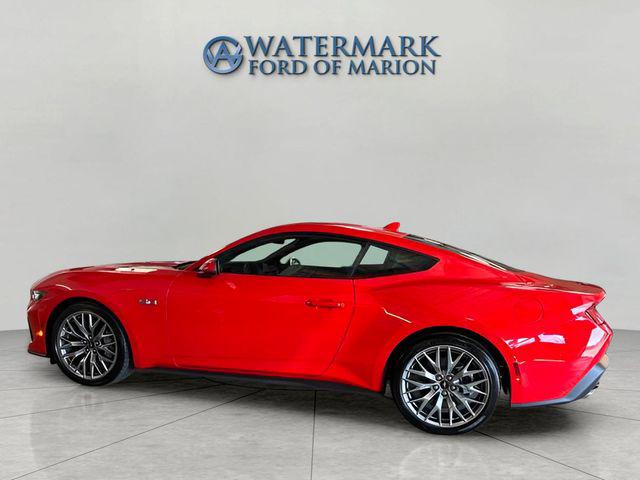 2025 Ford Mustang GT Premium photo 2