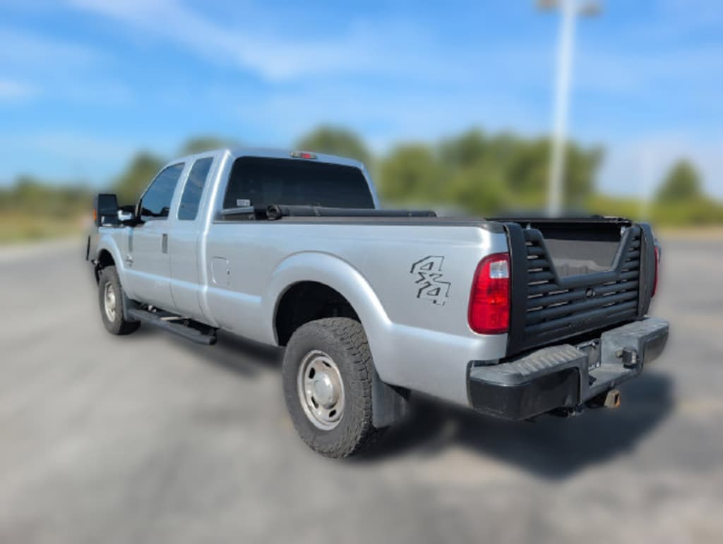 Used 2016 Ford F-250 XL Truck Super Cab