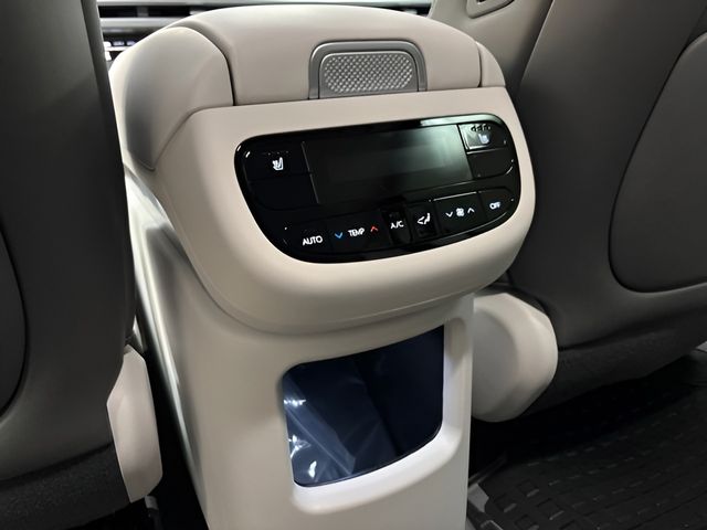 2026 Hyundai IONIQ 9 SEL - Photo 50