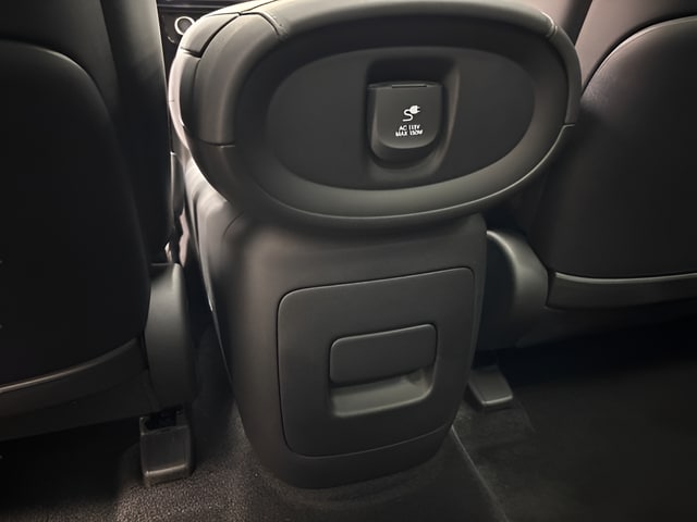 2026 Hyundai Palisade Limited - Photo 40