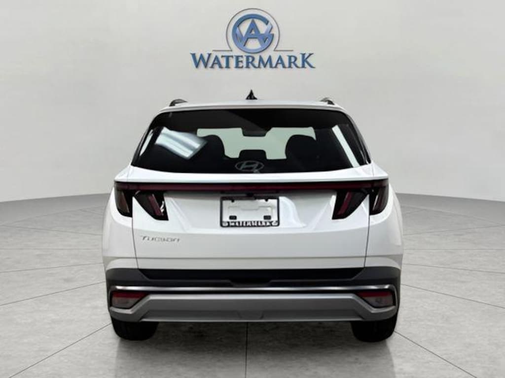 New 2026 Hyundai Tucson Limited FWD SUV