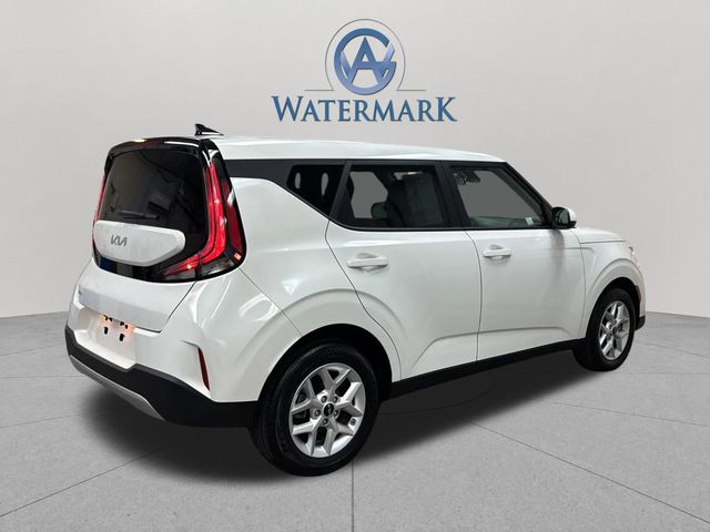 2025 Kia Soul LX - Photo 6