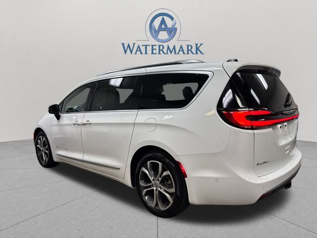 2025 Chrysler Pacifica Pinnacle - Photo 8