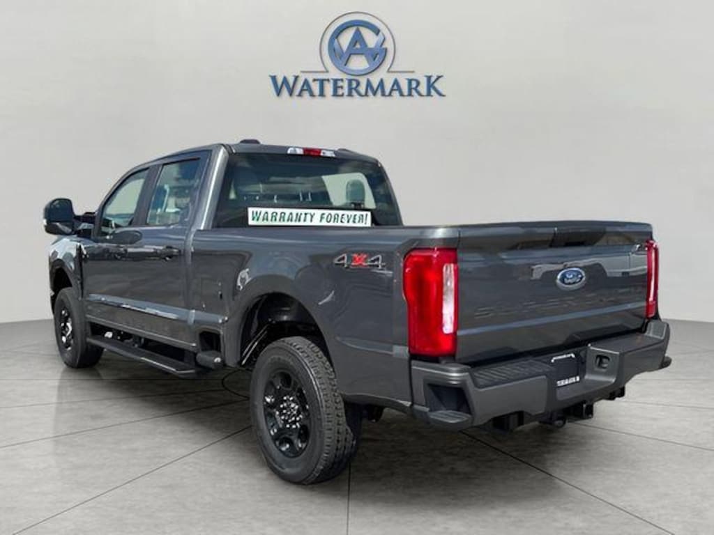 New 2026 Ford F-250 XL Truck Crew Cab