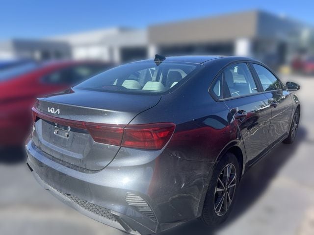 2022 Kia FORTE LXS - Photo 3