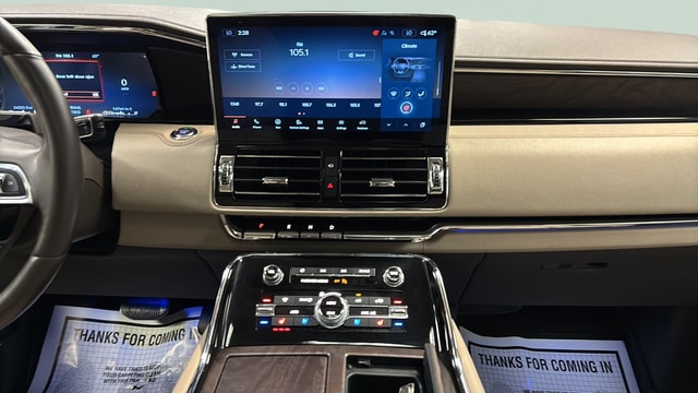 2023 Lincoln Navigator Reserve - Photo 11