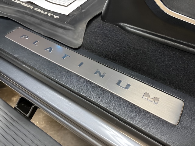 2024 Ford F-250 Super Duty Platinum - Photo 45