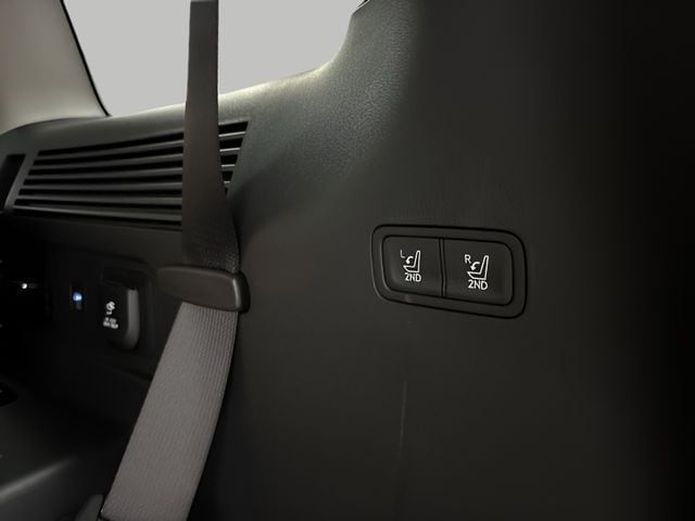 2026 Hyundai Santa Fe Limited - Photo 27