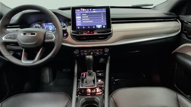 2025 Jeep Compass Limited - Photo 12