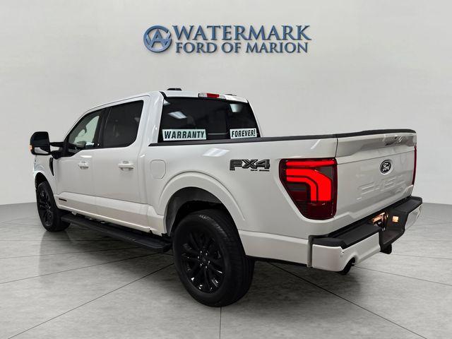 2025 Ford F-150 Lariat photo 3