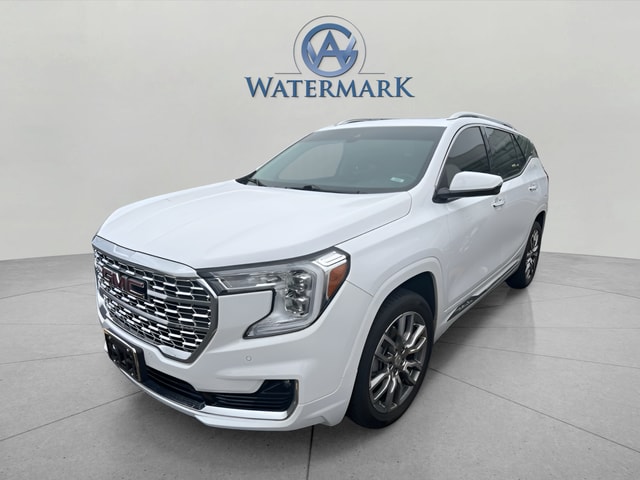 2023 GMC Terrain Denali AWD's photo