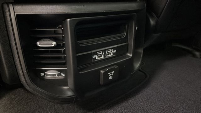 2022 RAM Ram 1500 Pickup Laramie - Photo 28