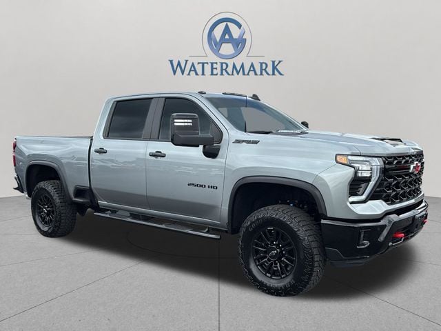 2025 Chevrolet Silverado 2500HD ZR2 - Photo 9
