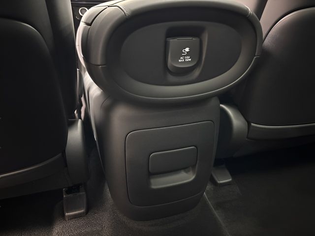 2026 Hyundai Palisade Limited - Photo 43