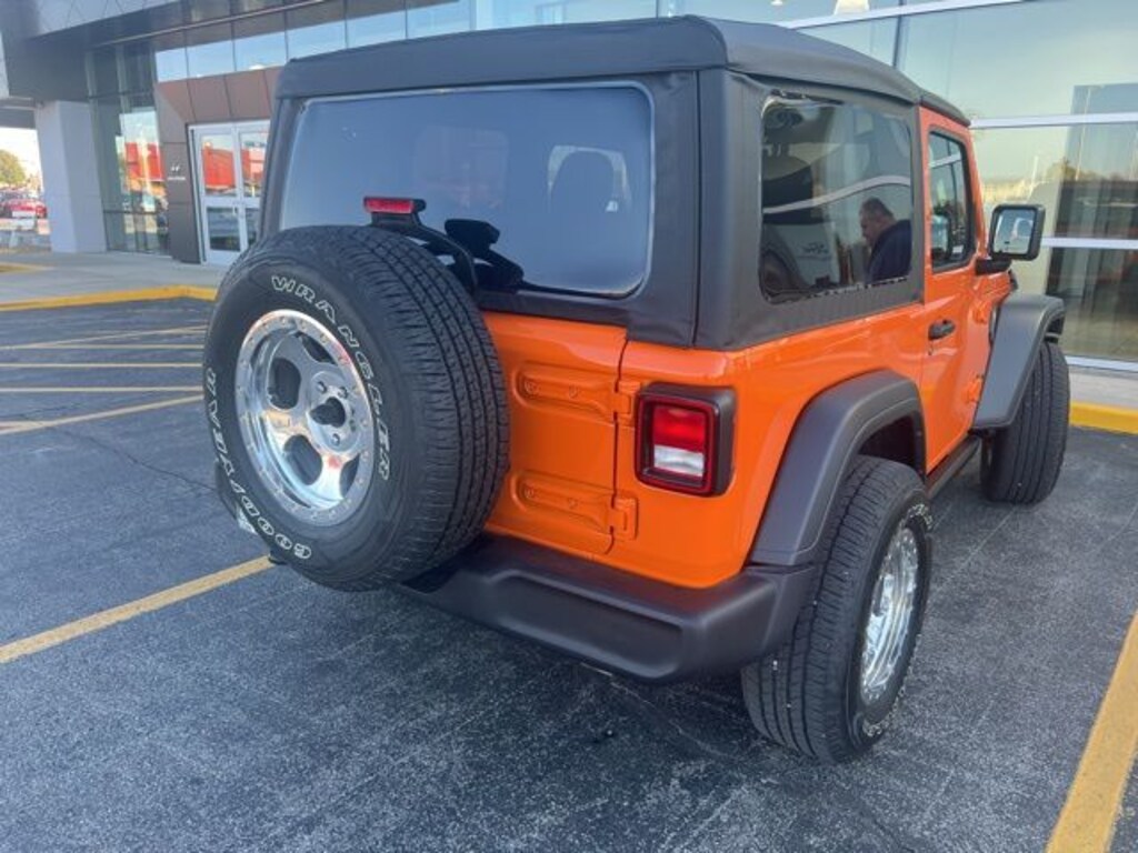 Used 2025 Jeep Wrangler Sport SUV