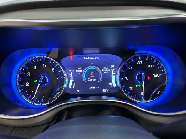 2025 Chrysler Pacifica Pinnacle - Photo 28