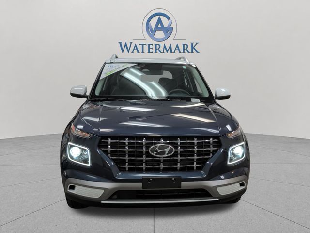 2025 Hyundai Venue Limited - Photo 9