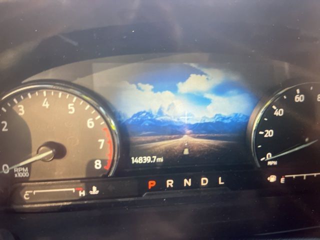 2023 Ford Explorer XLT photo 4