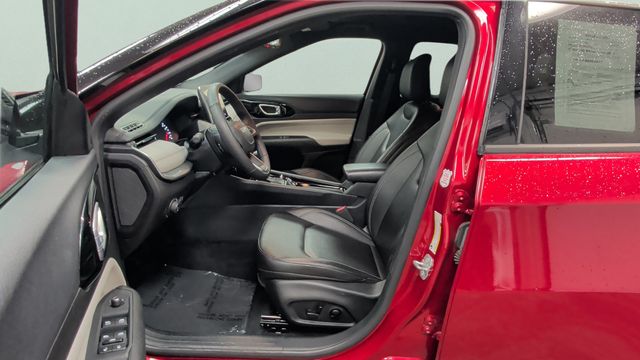 2025 Jeep Compass Limited - Photo 10