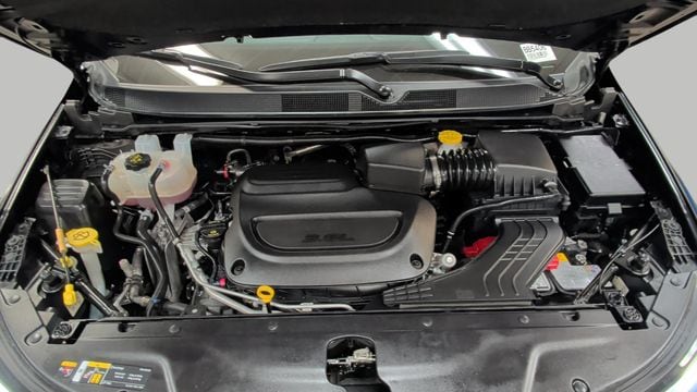 2025 Chrysler Pacifica Select - Photo 18