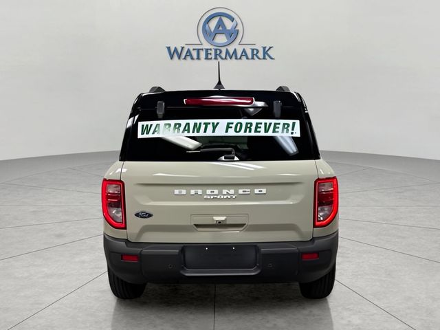 2025 Ford Bronco Sport Outer Banks photo 3