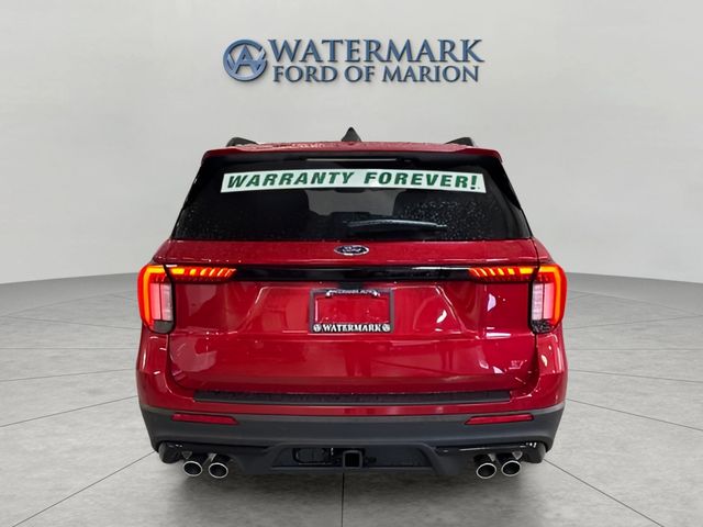 2025 Ford Explorer ST photo 4