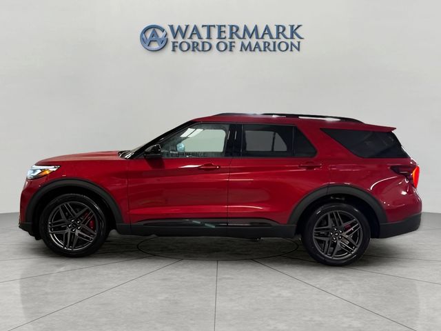 2025 Ford Explorer ST photo 2