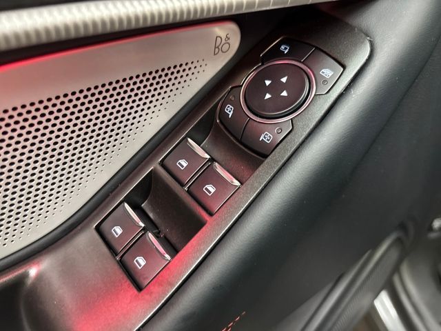 2025 Ford Explorer ST photo 2